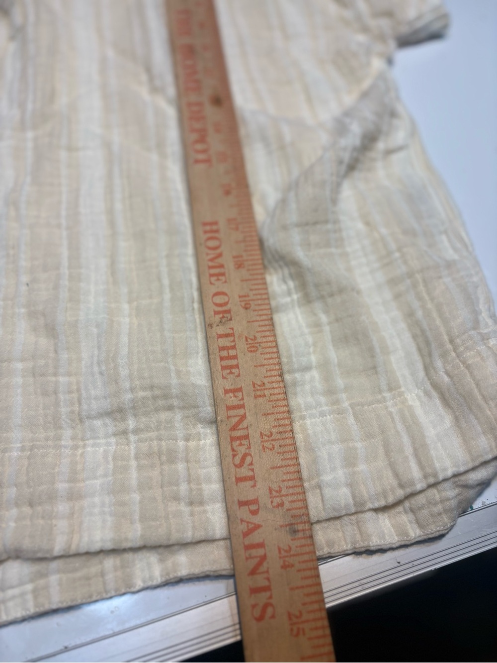 L.L.Bean Cloud Gauze Short Sleeve Shirt yellow striped pattern v-neckline lg - Picture 6 of 8
